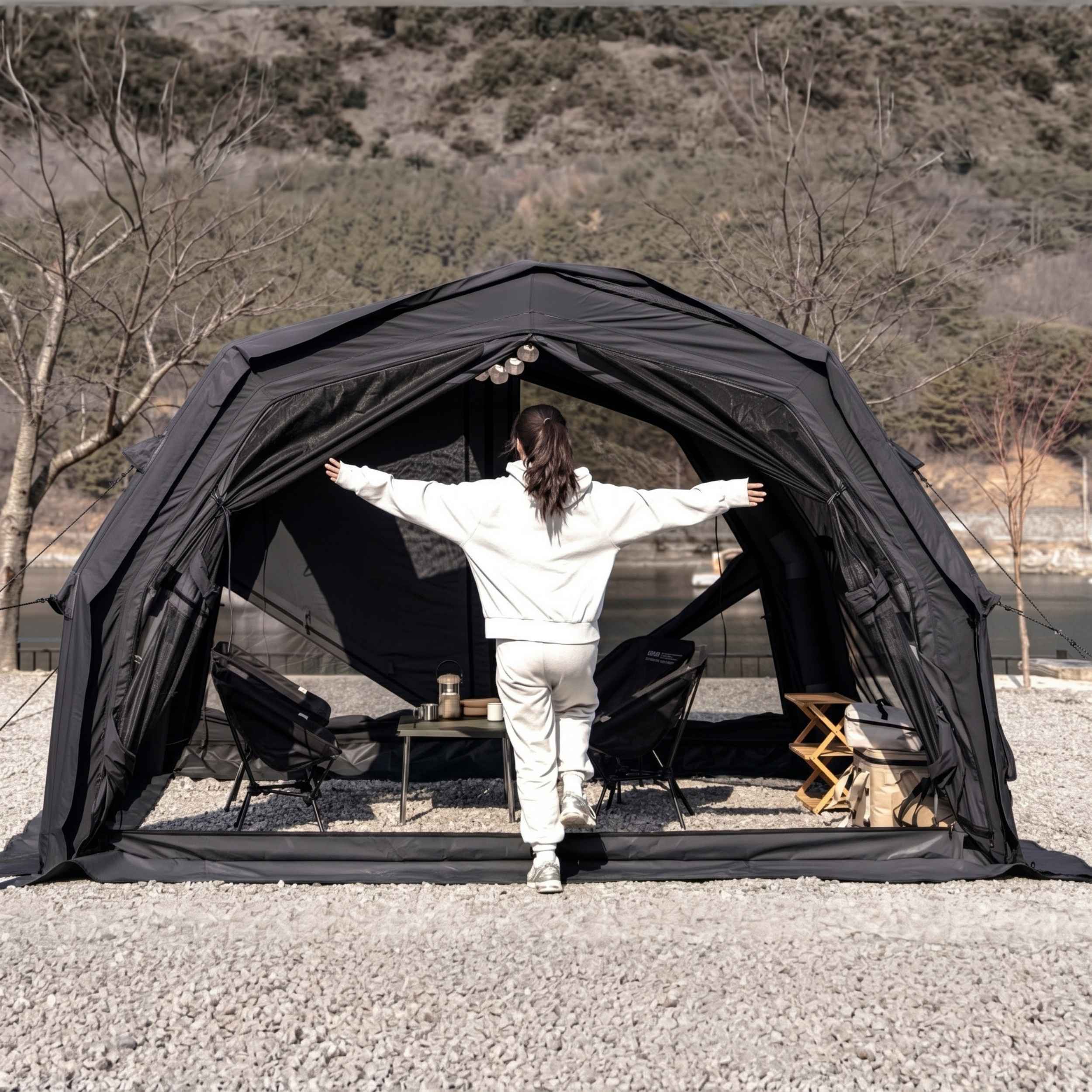 Tente gonflable Coody Familia AirTent 17.2 beige pour camping (2 à 10 personnes)