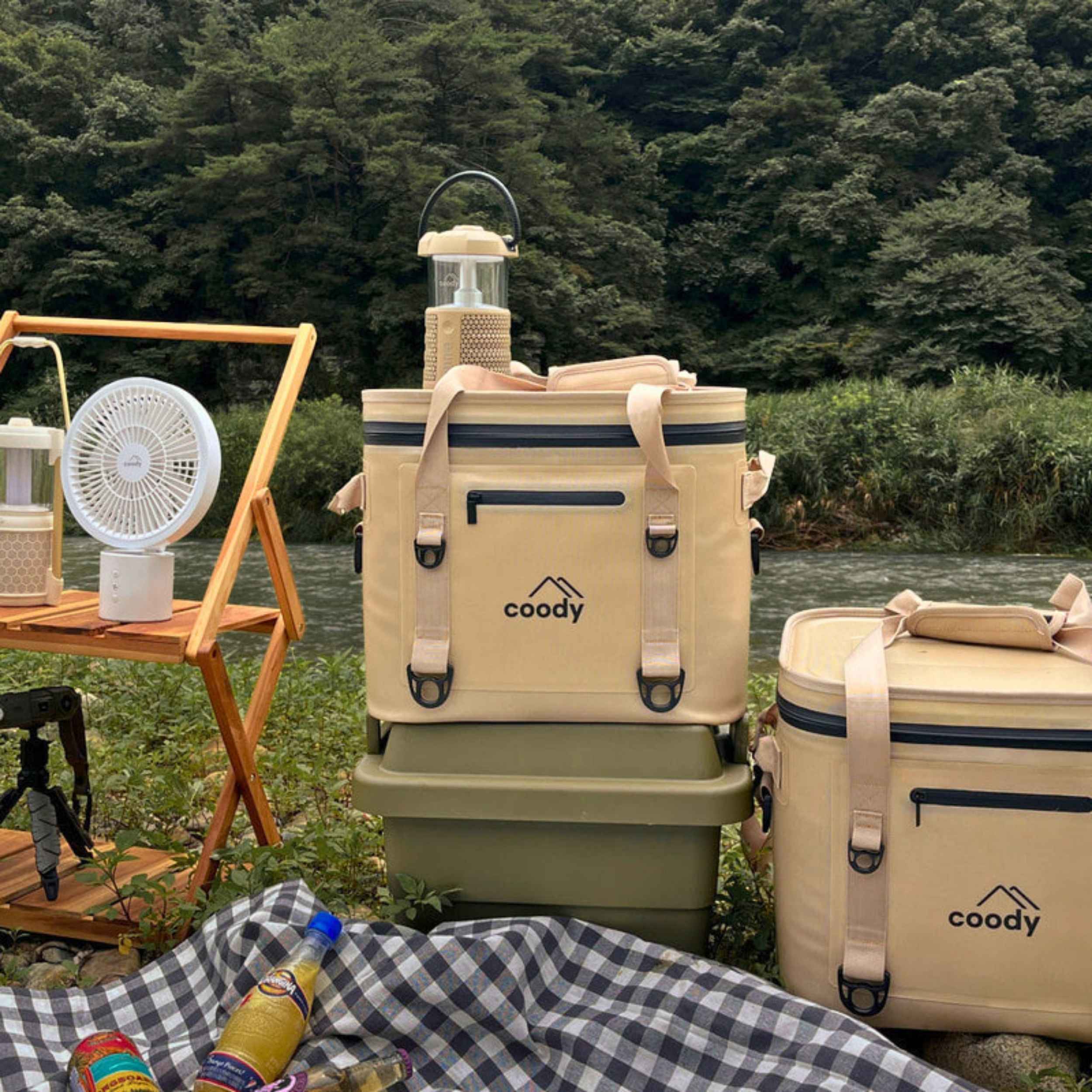 Coody Soft Cooler Bag 20L – Holds Up to 30 Cans, 20mm High-Density NBR Insulation, AIR-TIGHT Zipper, Beige