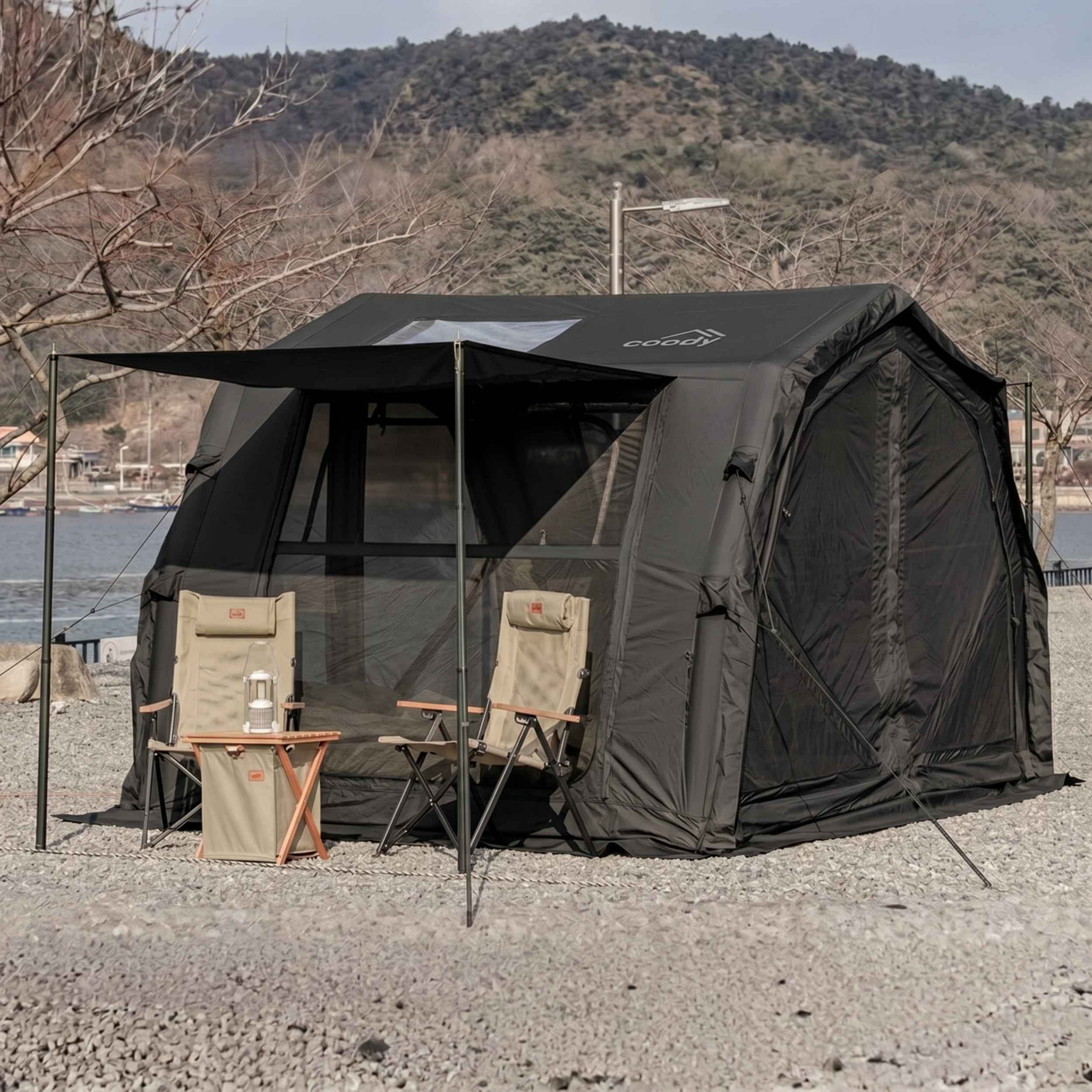 Tente gonflable Coody Familia AirTent 17.2 beige pour camping (2 à 10 personnes)