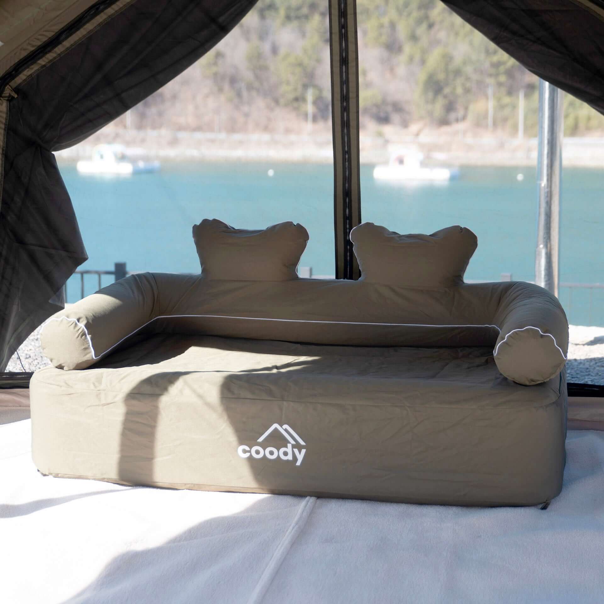 Coody air sofa in a tent