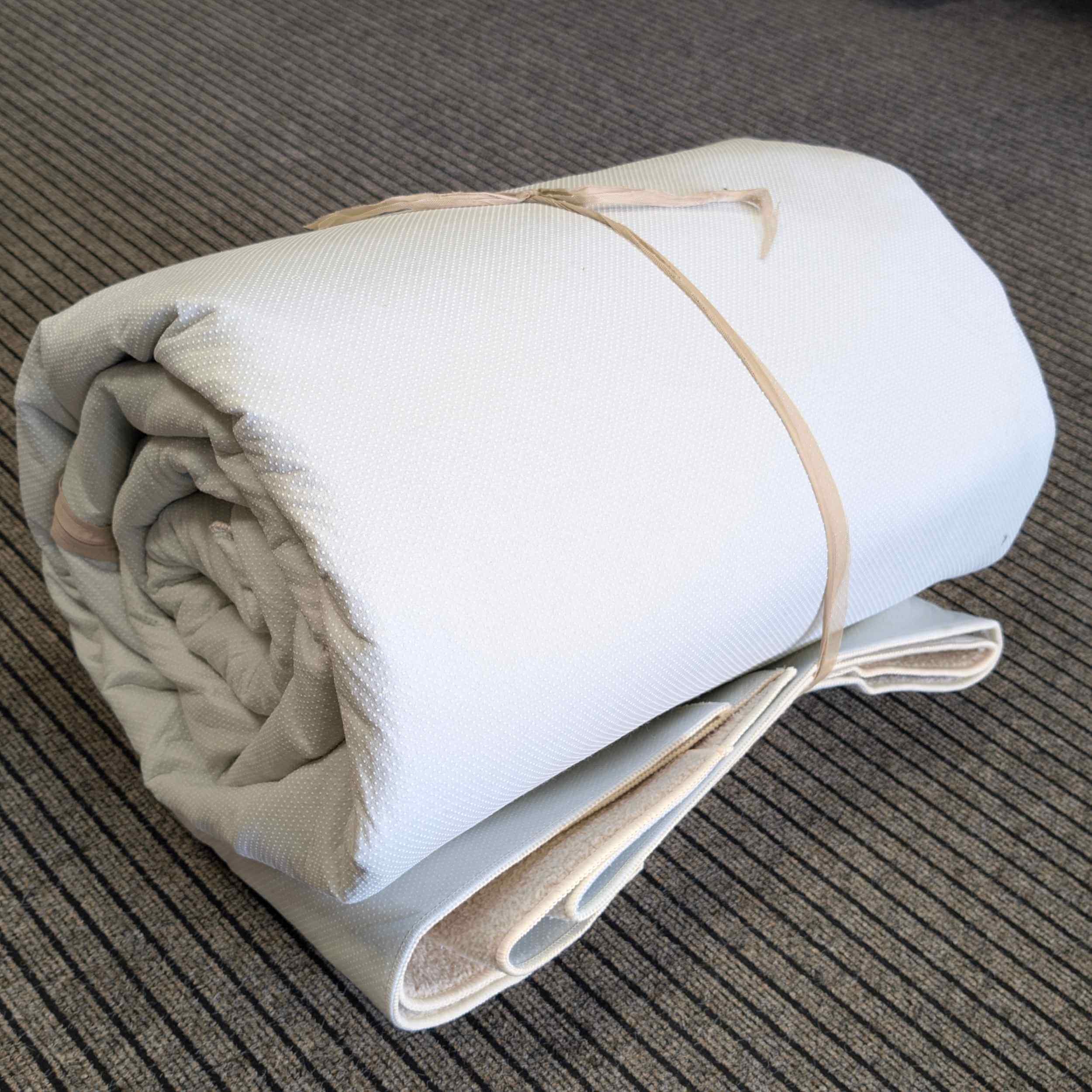 Alfombra Coody: diseñada para la tienda Coody Hub (beige)