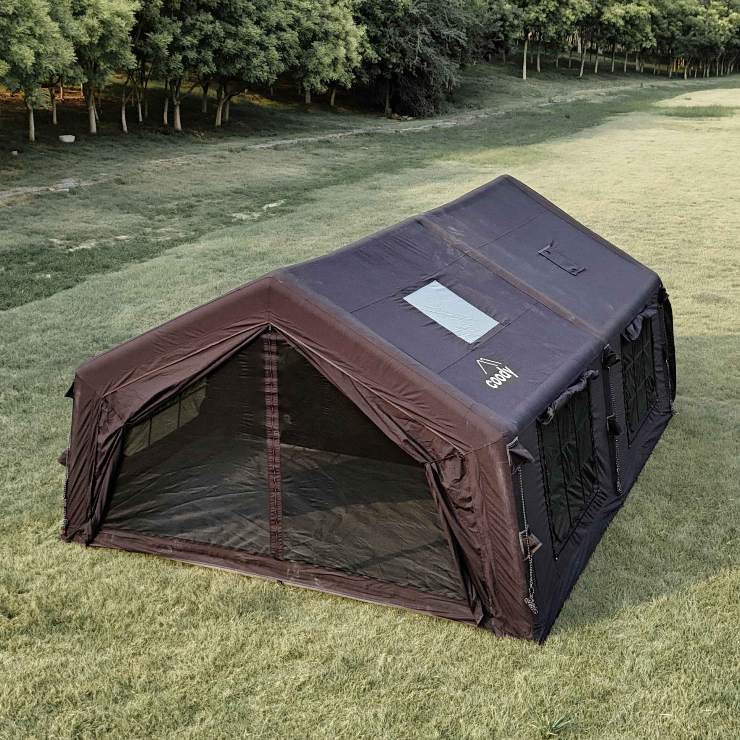 Coody Familia AirTent 17.2 Black (2-10 Person) + RBM Wood Stove Caminus M