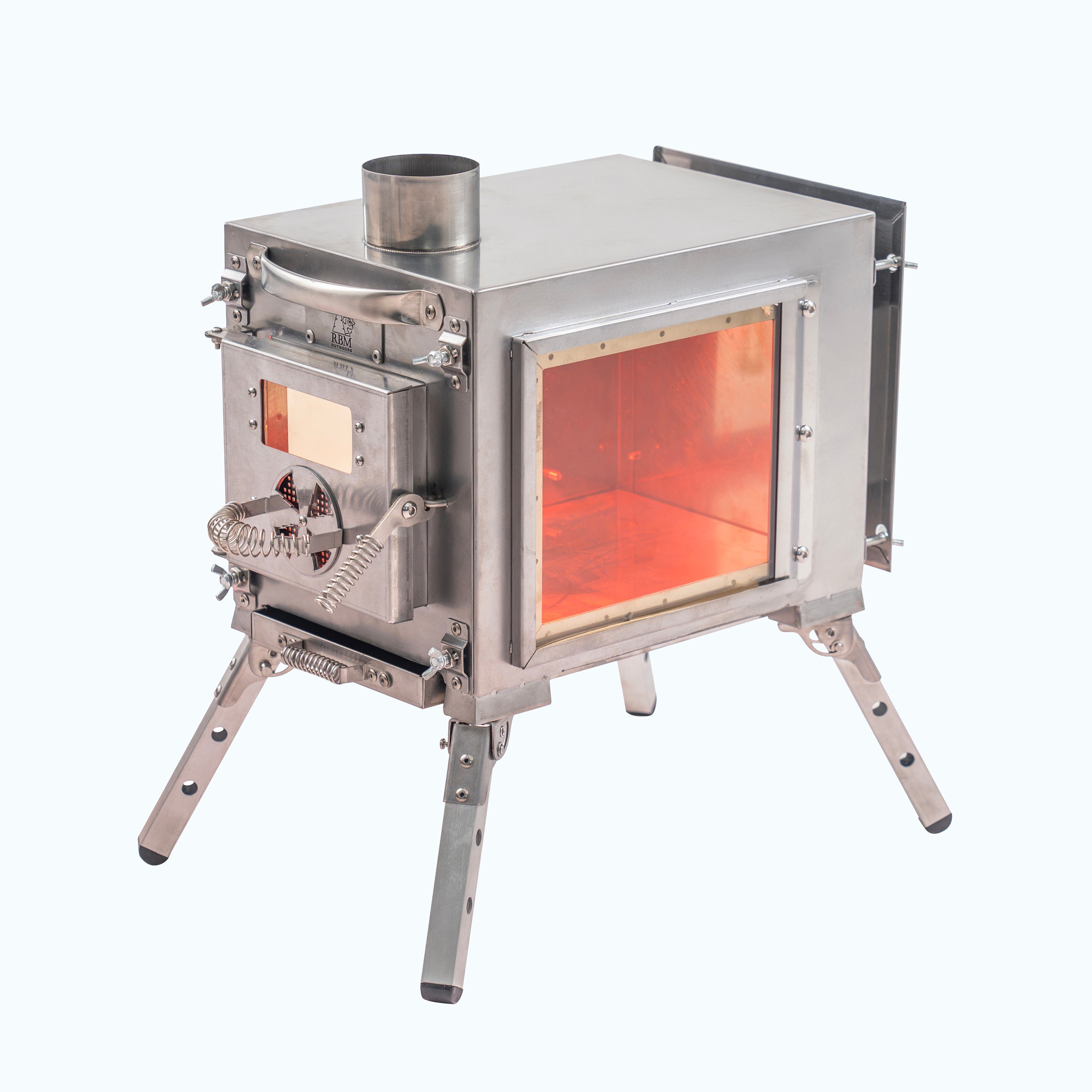RBM Outdoors Wood Stove With Fire-Resistant Glass "Caminus S"