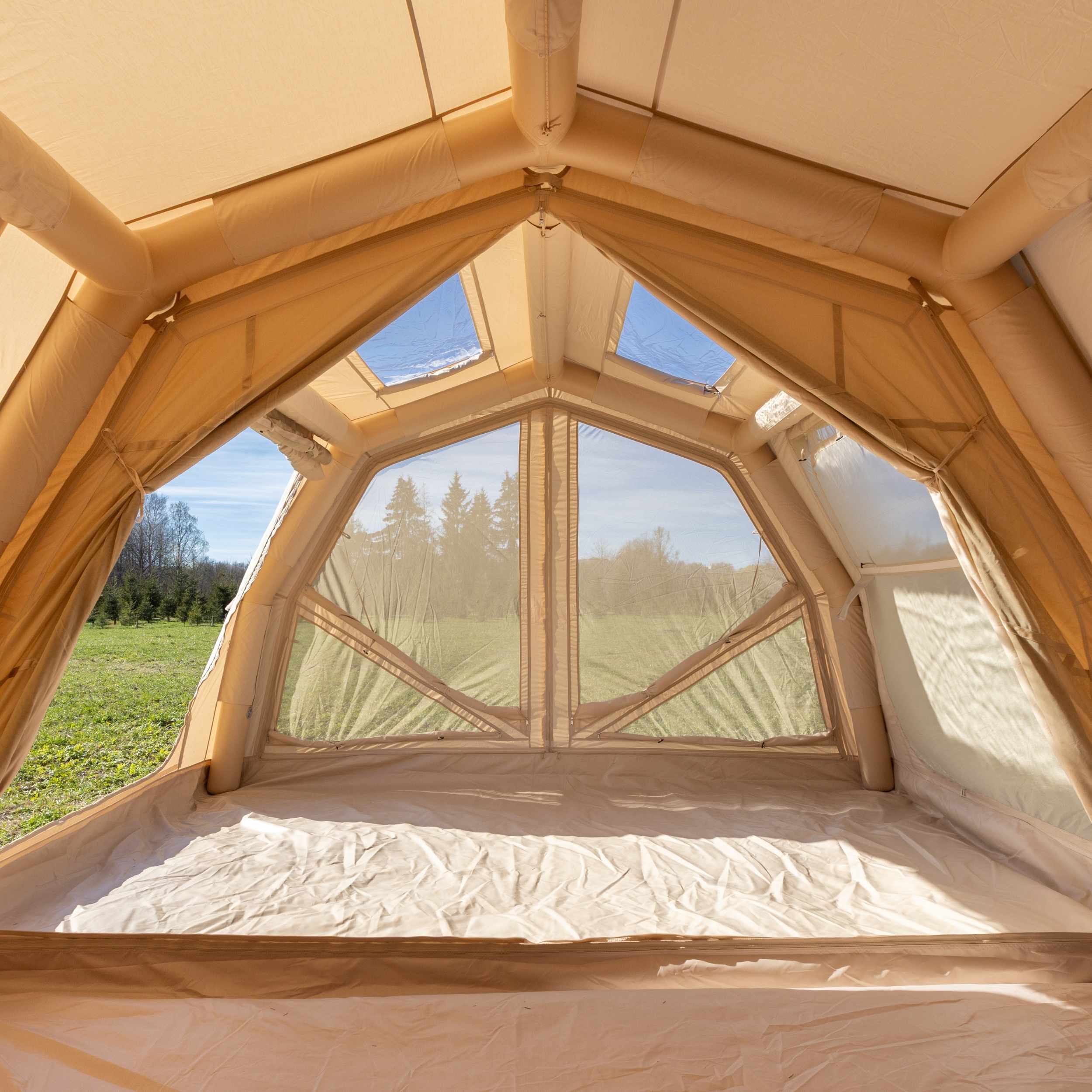 Tienda de campaña inflable Coody Familia AirTent 17.2 beige para acampar (2-10 personas)