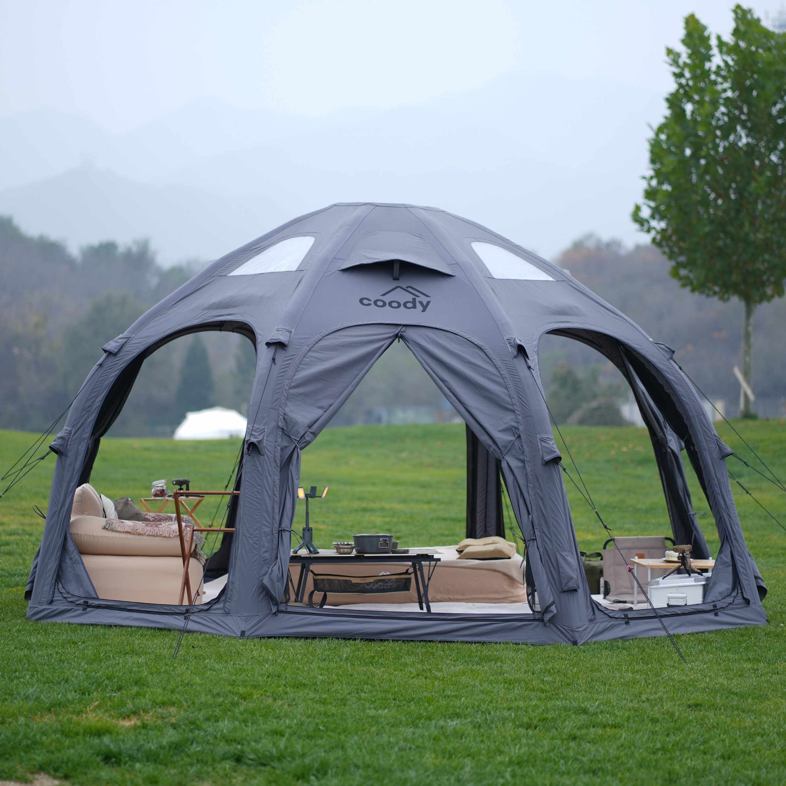 Refugio inflable Coody Aurora Dome negro para exteriores (2-4 personas)
