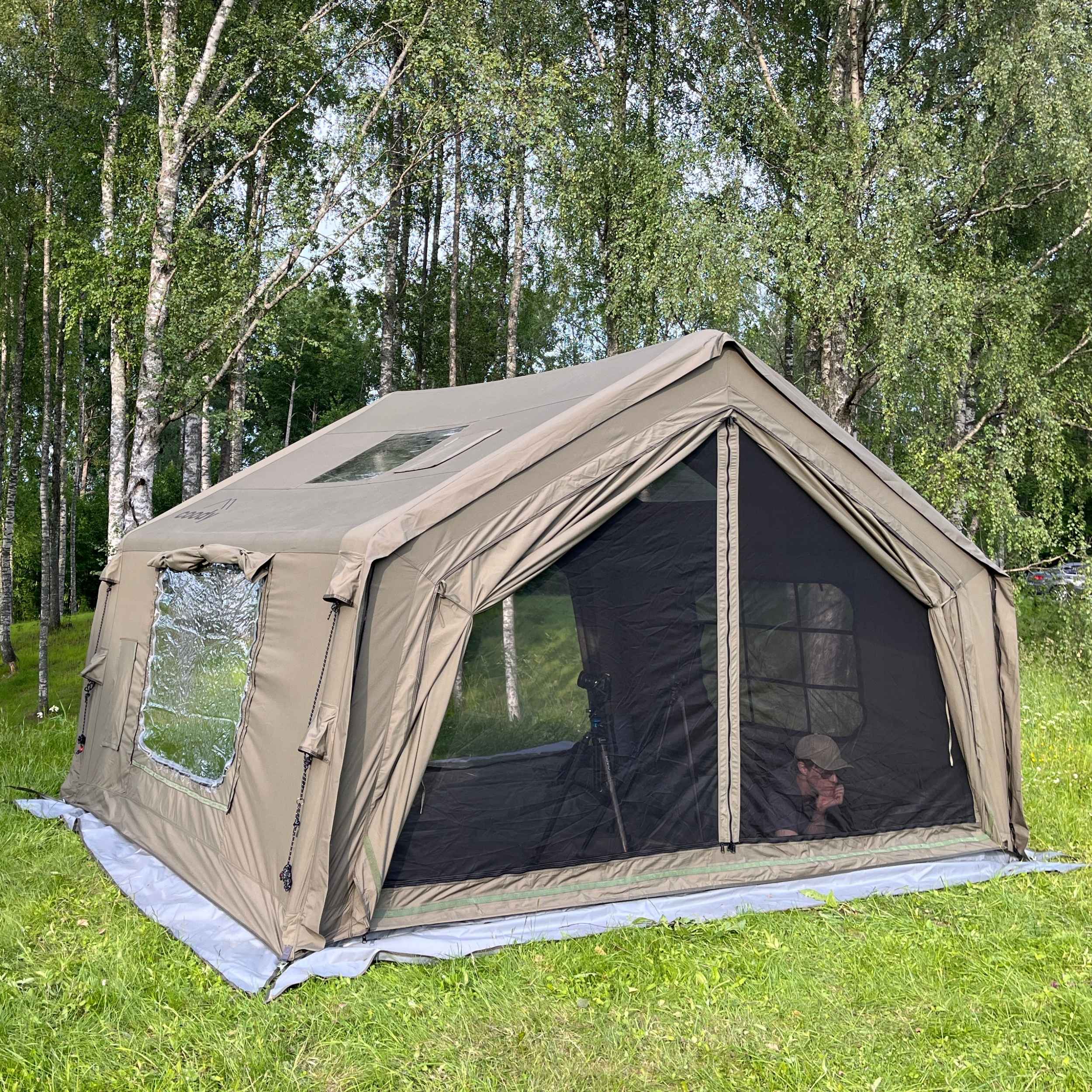Coody 10 Forest Green - Inflatable Camping Tent for 2-4 Person