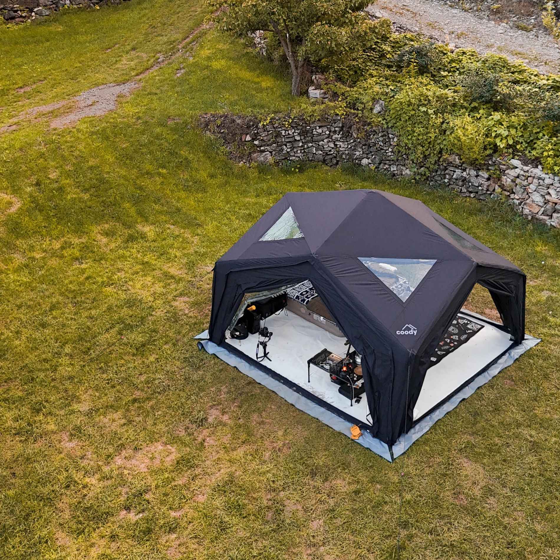 Tiendas inflables Coody Air Tent Hub Shelter negras para acampar (2-6 personas)